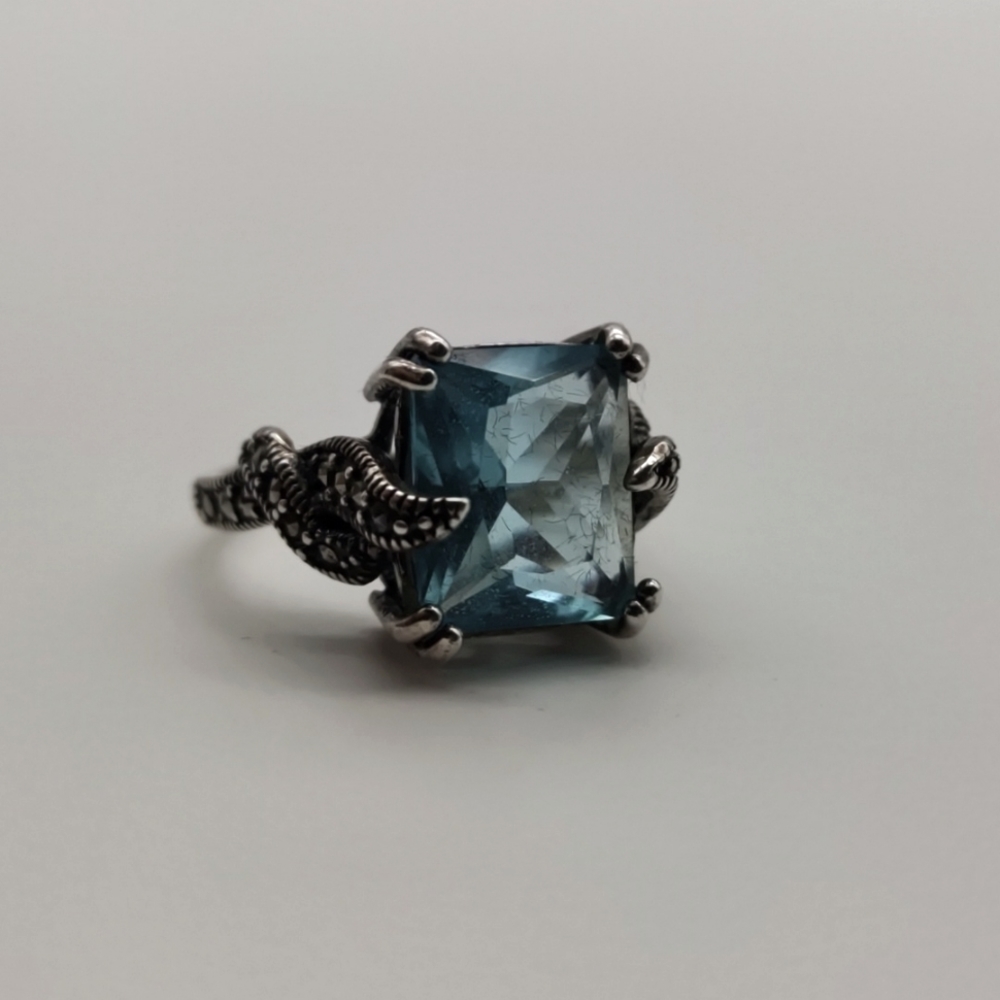 Elegant Marcasite Sterling Silver Ring😍😌